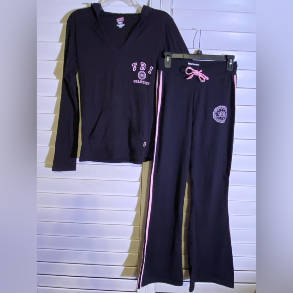 FBI branded jogger